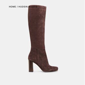 Hudsin Boots Mahogany Suede | Dolce Vita